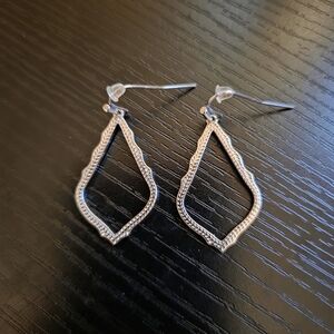 Kendra Scott Sophia Drop Earrings